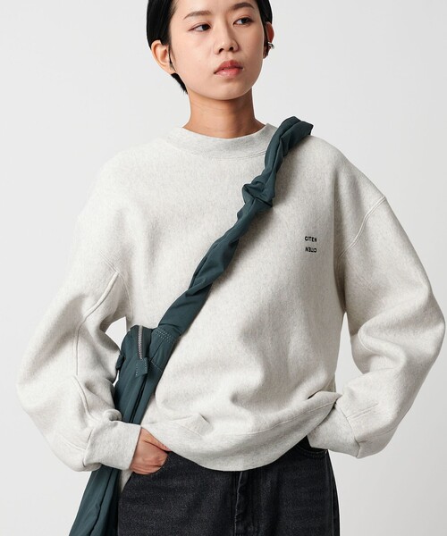 CITEN(シテン)の「<CITEN>ユルリバーススウェット(スウェット・レディース・オレンジ/ライトグレー/ダークブラウン/ライトブルー・M/S)」の2枚目の写真