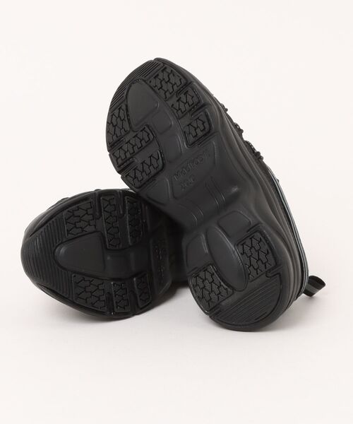 MAD FOOT（マッドフット）の「MADFOOT! マッドフット バンジーレーススニーカー【撥水/軽量/幅広3E】厚底 スリッポン 250030（スニーカー・キッズ・ホワイト/ブラウン系その他/ブラック・24.0cm/23.0cm/22.0cm/21.0cm/20.0cm）」の5枚目の写真