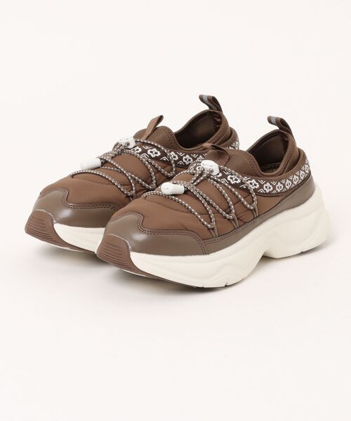 MAD FOOT（マッドフット）の「MADFOOT! マッドフット バンジーレーススニーカー【撥水/軽量/幅広3E】厚底 スリッポン 250030（スニーカー・キッズ・ホワイト/ブラウン系その他/ブラック・24.0cm/23.0cm/22.0cm/21.0cm/20.0cm）」の6枚目の写真