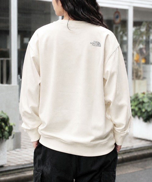 THE NORTH FACE(ザノースフェイス)の「【THE NORTH FACE】ノースフェイス 国内未発売 M'S CORE SWEATSHIRTS レギュラーフィット トレーナー スウェット 長袖(スウェット・メンズ・ブラック/クリーム/シルバーグレー/ラベンダー/サンドベージュ・M/L/XL/S)」の7枚目の写真