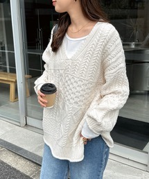 andme（アンドミー）の「ケーブル編みオーバーサイズニットトップス（ニット/セーター）」