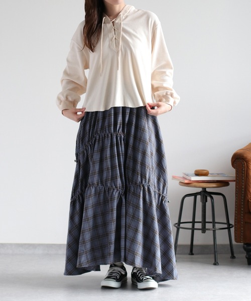 cepo（セポ）の「〈ドラマ着用商品〉カットコールレースアップフーディー（パーカー・レディース・チャコール/ブルー/オフホワイト・M）」の7枚目の写真