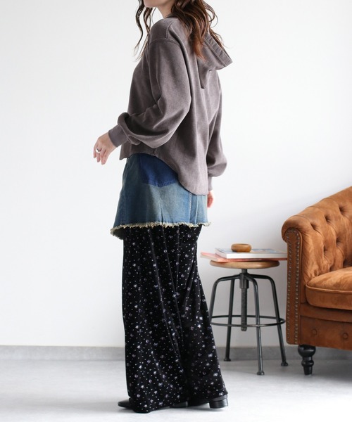 cepo（セポ）の「〈ドラマ着用商品〉カットコールレースアップフーディー（パーカー・レディース・チャコール/ブルー/オフホワイト・M）」の15枚目の写真