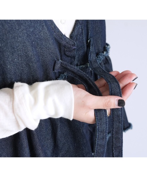 reca（レカ）の「フリルティアードデニムベスト（ベスト・レディース・ネイビー・M）」の21枚目の写真
