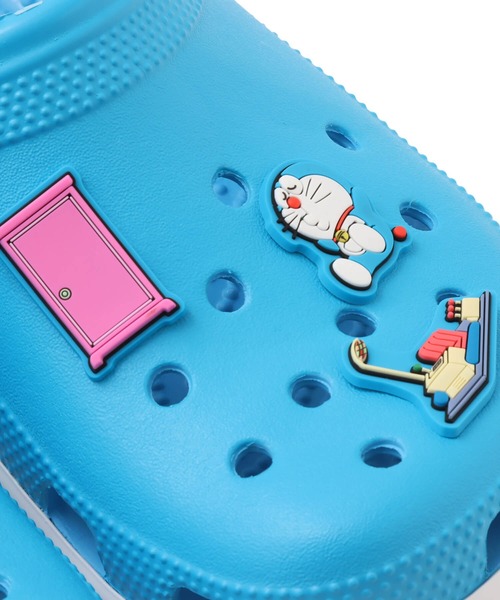 crocs(クロックス)の「crocs Doraemon Classic Clog / クロックス ドラエモン クラッシック クロッグ(サンダル・レディース・ブルー・25.0cm/24.0cm/23.0cm/22.0cm/21.0cm/20.0cm)」の6枚目の写真