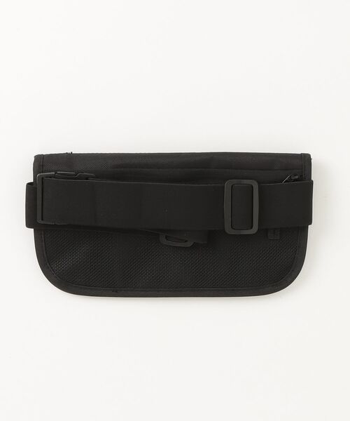 UNKNOWN&Co.(アンノウンアンドコー)の「UNKOWN&Co. / WATERPROOF セキュリティーポーチ パスポートケース 防水 ウエストバッグ(ボディバッグ/ウエストポーチ・メンズ・ブラック・FREE)」の2枚目の写真