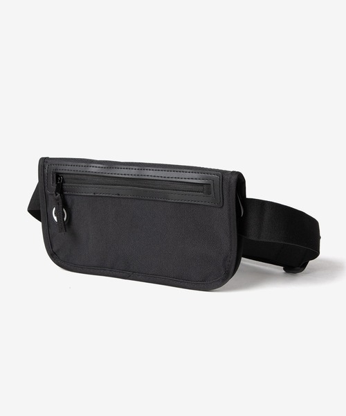 UNKNOWN&Co.(アンノウンアンドコー)の「UNKOWN&Co. / WATERPROOF セキュリティーポーチ パスポートケース 防水 ウエストバッグ(ボディバッグ/ウエストポーチ・メンズ・ブラック・FREE)」の6枚目の写真