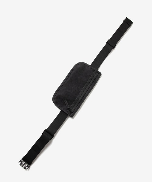 UNKNOWN&Co.(アンノウンアンドコー)の「UNKOWN&Co. / WATERPROOF セキュリティーポーチ パスポートケース 防水 ウエストバッグ(ボディバッグ/ウエストポーチ・メンズ・ブラック・FREE)」の10枚目の写真