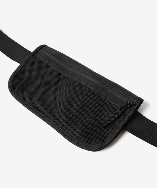 UNKNOWN&Co.(アンノウンアンドコー)の「UNKOWN&Co. / WATERPROOF セキュリティーポーチ パスポートケース 防水 ウエストバッグ(ボディバッグ/ウエストポーチ・メンズ・ブラック・FREE)」の15枚目の写真