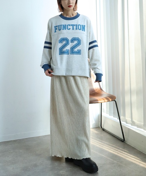 Dickies(ディッキーズ)の「【GENUINE DICKIES/ジェニュインディッキーズ】裏毛 ナンバリング クルーネック スウェット トレーナー(スウェット・レディース・オートミール/オレンジ/ブラック・M/L)」の19枚目の写真