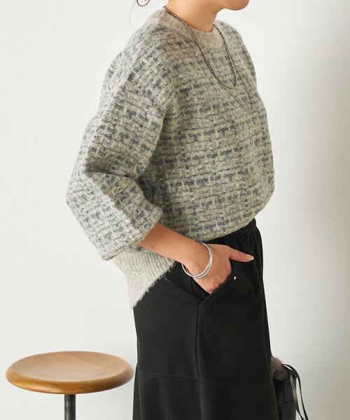 Jena espace merveilleux（ジェナ　エスパスメルヴェイユ）の「格子ジャガードクルーニット（ニット/セーター・レディース・ベージュ/ピンク/グレー・FREE）」の11枚目の写真