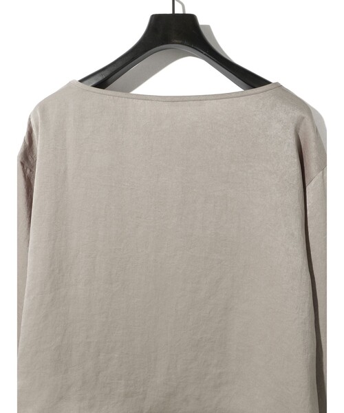 MIDIUMISOLID(ミディウミソリッド)の「MIDIUMISOLID for Ladies サテンプルオーバー(Tシャツ/カットソー・レディース・ベージュ/レッド/ブラック・FREE)」の19枚目の写真