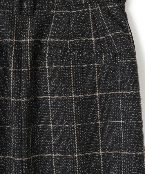 ADAM ET ROPE'（アダムエロペ）の「【WEB限定】サイドラインツイードスカート（スカート・レディース・チャコールグレー/ブラック系その他/ダークブラウン・38/36）」の17枚目の写真