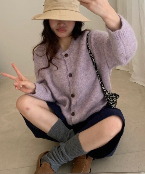 Dream garden(ドリームガーデン)の「ノーカラー モールヤーンミックス ニットカーディガン(Tシャツ/カットソー・レディース・パープル/アッシュブラウン/ブルー・FREE)」の9枚目の写真