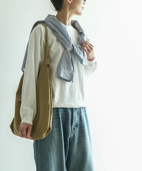 SOLAMONAT(ソラモナ)の「パフ天竺 リブベーシックロンT(Tシャツ/カットソー・レディース・ブラック/ホワイト/杢グレー・M)」の4枚目の写真