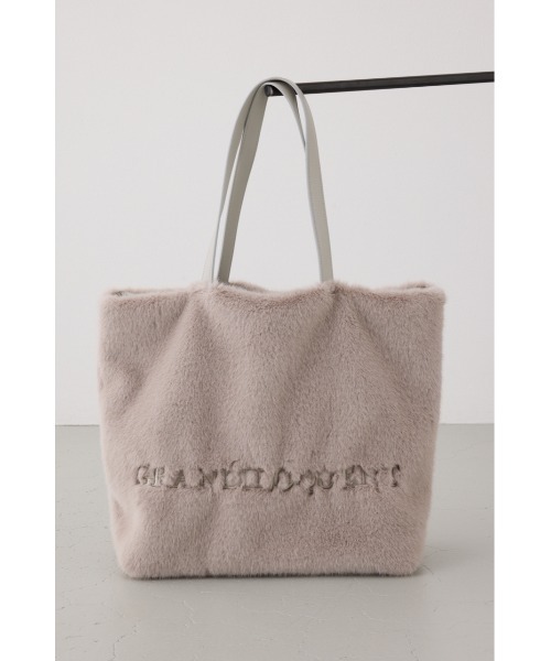 AZUL by moussy(アズールバイマウジー)の「フェイクファービッグトートバッグ(トートバッグ・メンズ・ベージュ/ブラック・FREE)」の1枚目の写真