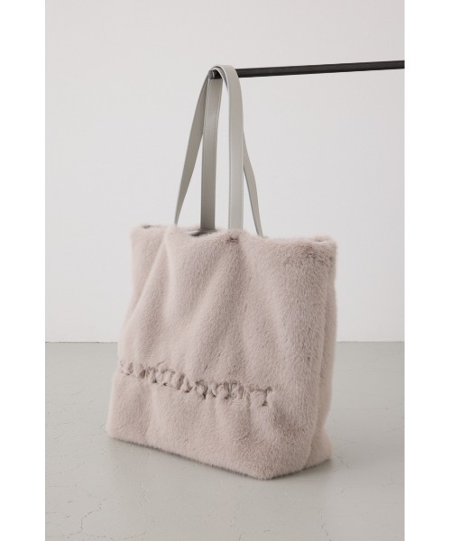 AZUL by moussy(アズールバイマウジー)の「フェイクファービッグトートバッグ(トートバッグ・メンズ・ベージュ/ブラック・FREE)」の16枚目の写真