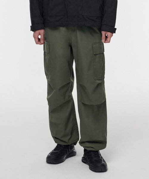 MUSINSA STANDARD（ムシンサスタンダード）の「コットンパラシュートカーゴパンツ[カーキ]（スウェットパンツ・メンズ・その他・29/30/31/33/26/27/28/40/38/42/36/34/32）」の2枚目の写真