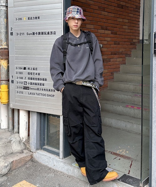 Ressaca（レサーカ）の「オーバーサイズワンポイント刺繍ロゴヘンリーネックスウェット（スウェット・メンズ・チャコール/オフホワイト・L/M/XL）」の22枚目の写真