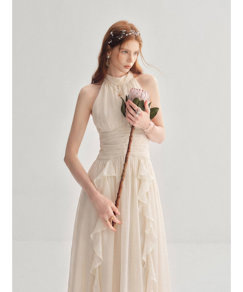 SINCETHEN(シンスゼン)の「タイムレスホルターネックワンピース(ワンピース・レディース・アイボリー・SMALL/MEDIUM/LARGE)」の5枚目の写真
