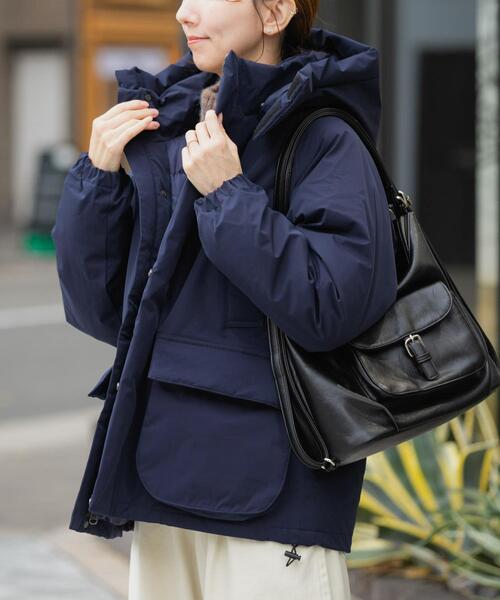 ITEMS URBANRESEARCH（アイテムズ アーバンリサーチ）の「THERMOLITEデタッチャブルフードジャケット（ダウンジャケット/コート・メンズ・ライトカーキ/ネイビー/ブラック・LARGE/MEDIUM）」の18枚目の写真