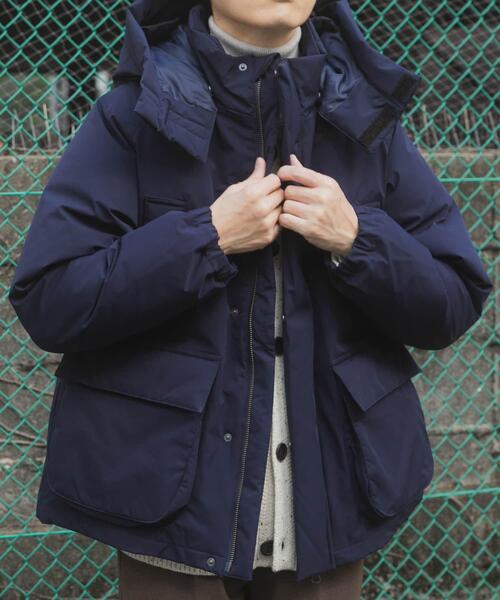 ITEMS URBANRESEARCH（アイテムズ アーバンリサーチ）の「THERMOLITEデタッチャブルフードジャケット（ダウンジャケット/コート・メンズ・ライトカーキ/ネイビー/ブラック・LARGE/MEDIUM）」の22枚目の写真
