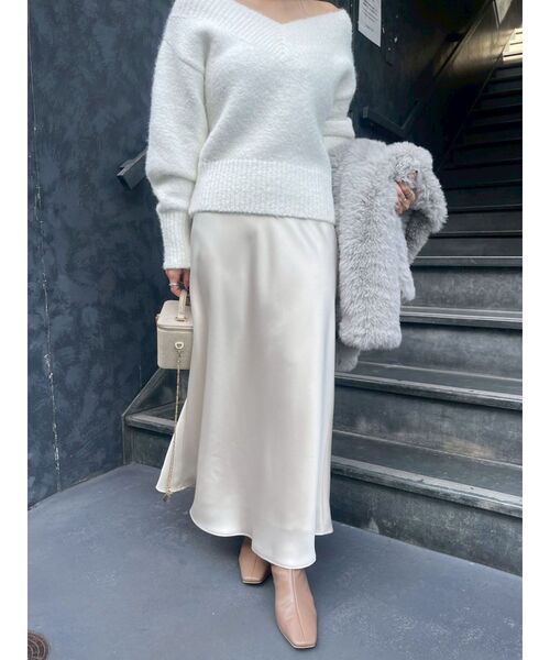 LAGUNAMOON(ラグナムーン)の「バイヤスサテンナロースカート(スカート・レディース・アイボリー/チャコールグレー・SMALL/MEDIUM)」の15枚目の写真