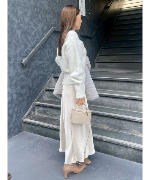 LAGUNAMOON(ラグナムーン)の「バイヤスサテンナロースカート(スカート・レディース・アイボリー/チャコールグレー・SMALL/MEDIUM)」の16枚目の写真