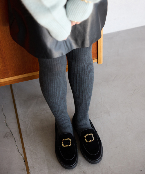 LE TALON（ルタロン）の「アツゾコチェーンバックルローファー（ローファー・レディース・ブラウン/ブラック×ブラック・24.5cm/24cm/23.5cm/25cm/23cm/22.5cm/22cm）」の2枚目の写真