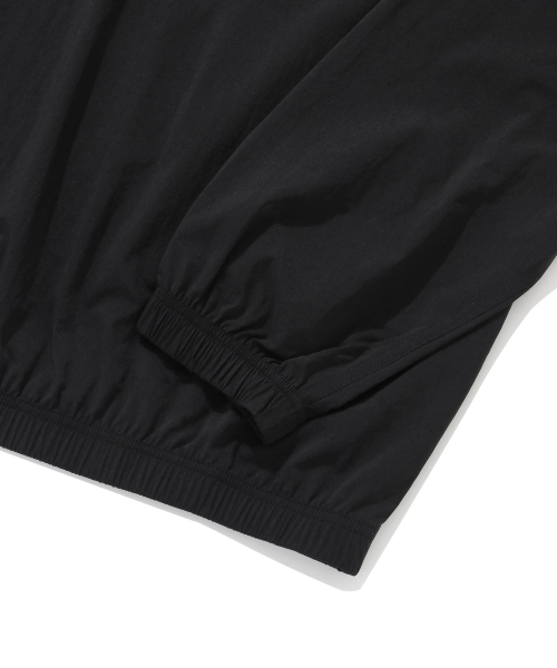 COVERNAT（カバーナット）の「カレッジテックナイロン スウェット ブラック（スウェット・レディース・その他・SMALL/MEDIUM/LARGE/X-LARGE/XX-LARGE）」の5枚目の写真