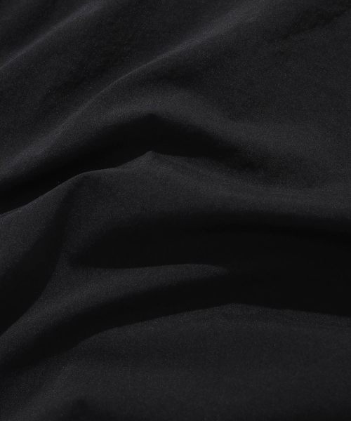 COVERNAT（カバーナット）の「カレッジテックナイロン スウェット ブラック（スウェット・レディース・その他・SMALL/MEDIUM/LARGE/X-LARGE/XX-LARGE）」の6枚目の写真
