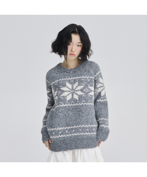 AWESOME STUDIO(オーサムスタジオ)の「ノルディック雪花ジャカードラウンドニットチャコール(ニット/セーター・レディース・グレー・MEDIUM/LARGE)」の1枚目の写真