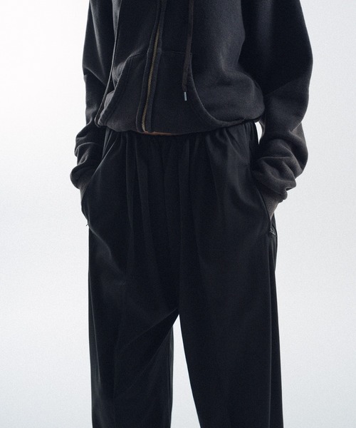 KEISUKEYOSHIDA（ケイスケヨシダ）の「Tightly Gathered Jersey Pants（スウェットパンツ・レディース・ブラック・M）」の2枚目の写真