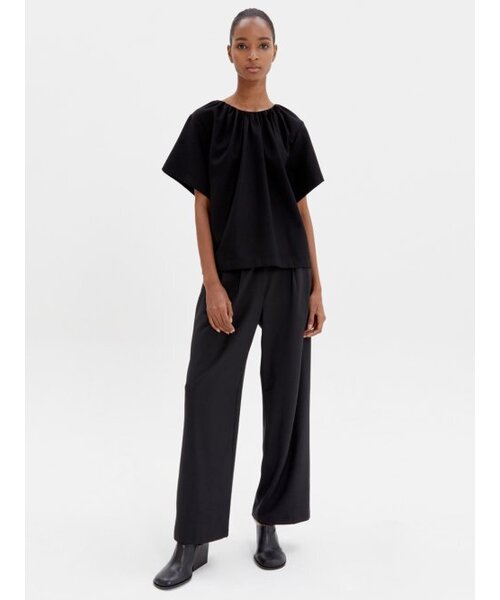 ユニシティ　バランス WIDE FIT TROUSERS BLACK