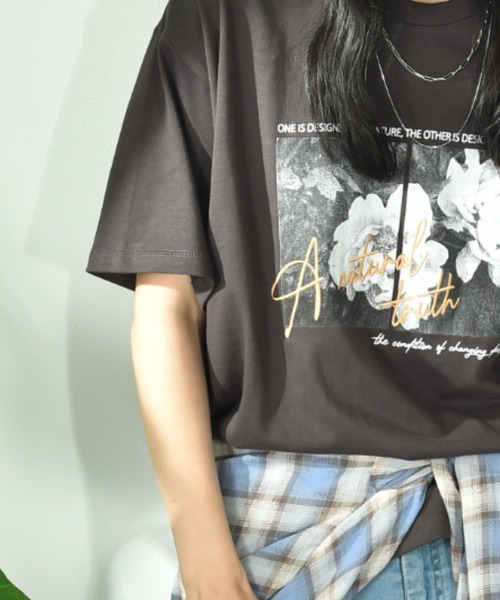 INTERPLANET（インタープラネット）の「フォトプリント＆刺繍ロゴＴシャツ（Tシャツ/カットソー・レディース・チャコールグレー/オフホワイト/ライトベージュ・FREE）」の17枚目の写真
