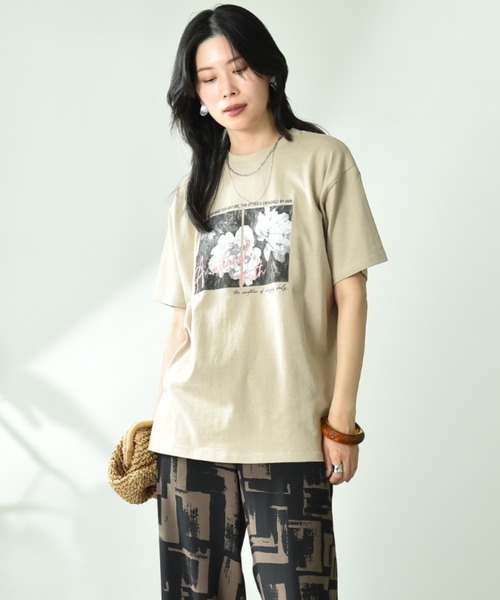 INTERPLANET（インタープラネット）の「フォトプリント＆刺繍ロゴＴシャツ（Tシャツ/カットソー・レディース・チャコールグレー/オフホワイト/ライトベージュ・FREE）」の15枚目の写真