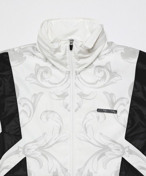 VANQUISH（ヴァンキッシュ）の「VANQUISH / ヴァンキッシュ Baroque Print Pattern with Line Jacket（その他アウター・メンズ・ホワイト/ブラック・M）」の13枚目の写真