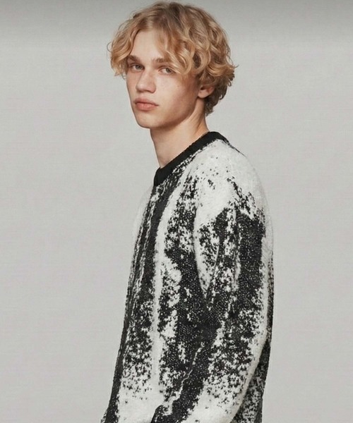 VIBGYOR（ヴィブジョー）の「【IZU】 アブストラクトジャガード ニットセーター（ニット/セーター・メンズ・ホワイト・FREE）」の6枚目の写真