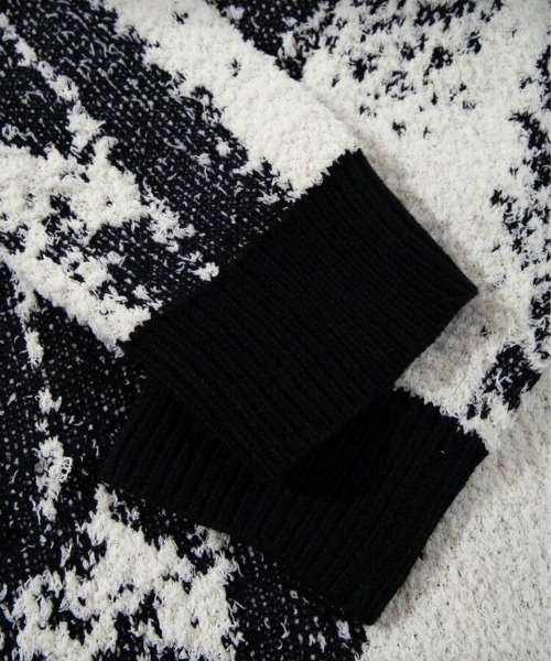 VIBGYOR（ヴィブジョー）の「【IZU】 アブストラクトジャガード ニットセーター（ニット/セーター・メンズ・ホワイト・FREE）」の13枚目の写真