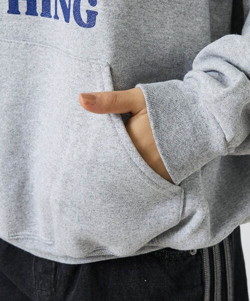 FRUIT OF THE LOOM(フルーツオブザルーム)の「MOANDMO × FRUIT OF THE LOOM HOODIE SWEAT/フーディープルオーバースウェット(パーカー・メンズ・ネイビー/ブラック/グレー・XL/L/M)」の10枚目の写真