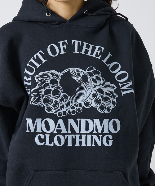 FRUIT OF THE LOOM(フルーツオブザルーム)の「MOANDMO × FRUIT OF THE LOOM HOODIE SWEAT/フーディープルオーバースウェット(パーカー・メンズ・ネイビー/ブラック/グレー・XL/L/M)」の18枚目の写真