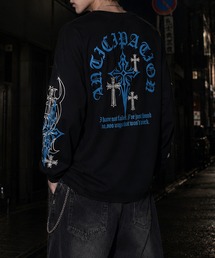 NYLAUS（ナイラス）の「【NYS】オールドイングリッシュクロスロンT ロングTシャツ 長袖Tシャツ クロスプリント ロゴロンT（Tシャツ/カットソー）」