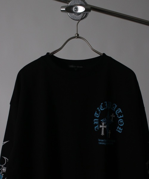 NYLAUS(ナイラス)の「【NYS】2026新作 オールドイングリッシュクロスロンT ロングTシャツ 長袖Tシャツ クロスプリント ロゴロンT(Tシャツ/カットソー・メンズ・ブラック/ブラック系その他/ホワイト・M/L)」の10枚目の写真