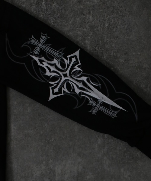 NYLAUS(ナイラス)の「【NYS】2026新作 オールドイングリッシュクロスロンT ロングTシャツ 長袖Tシャツ クロスプリント ロゴロンT(Tシャツ/カットソー・メンズ・ブラック/ブラック系その他/ホワイト・M/L)」の8枚目の写真