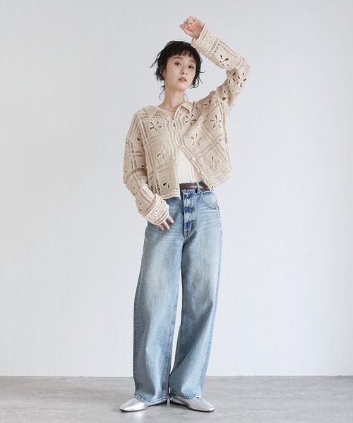 Yeoun(ヨウン)の「フラワーモチーフクロシェ編みカーディガン(カーディガン/ボレロ・レディース・ブラック/ホワイト系・M)」の5枚目の写真