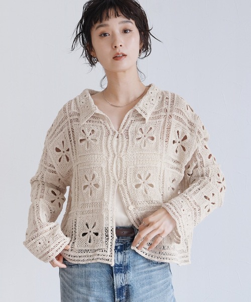Yeoun(ヨウン)の「フラワーモチーフクロシェ編みカーディガン(カーディガン/ボレロ・レディース・ブラック/ホワイト系・M)」の6枚目の写真