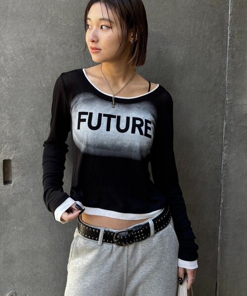 WHO'S WHO gallery(フーズフーギャラリー)の「SPRAY LOGO SHEER LAYERED TOPS(Tシャツ/カットソー・レディース・ホワイト/ブラック/グレー/ネイビー/イエロー・FREE)」の10枚目の写真