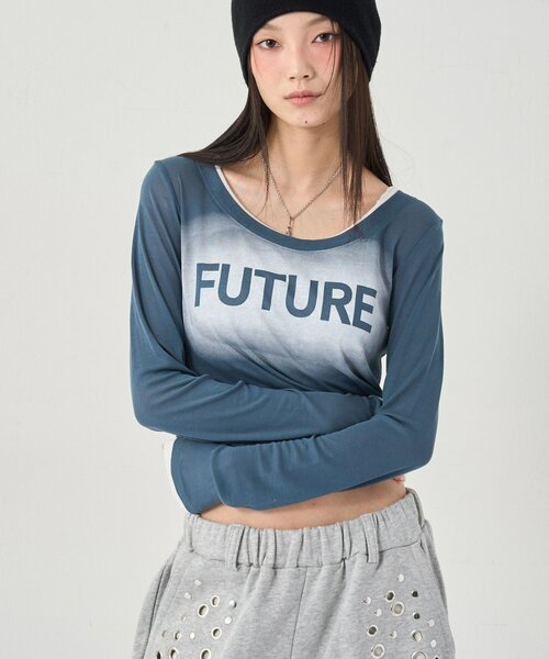 WHO'S WHO gallery(フーズフーギャラリー)の「スプレーロゴレイヤードシアートップス(Tシャツ/カットソー・レディース・ブラック/グレー/ネイビー/イエロー/ホワイト・FREE)」の6枚目の写真