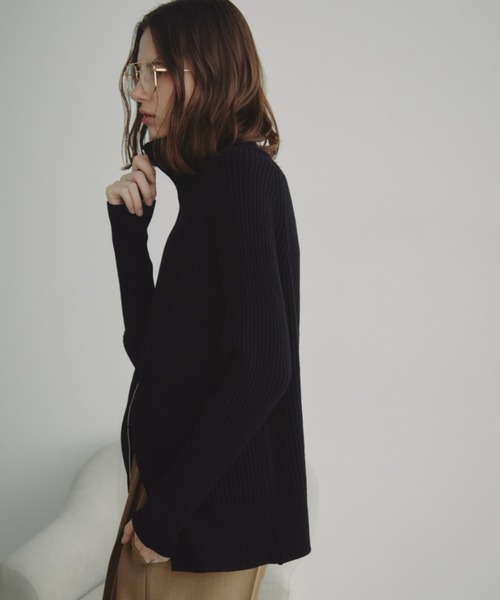 Auntie Rosa Holiday(アンティローザホリデー)の「リブダブルジップスタンドニット(ニット/セーター・レディース・グレー/ブラック/ネイビー・FREE)」の20枚目の写真