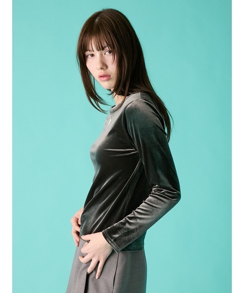 FURFUR（ファーファー）の「リボン刺繍ベロアプルオーバー（Tシャツ/カットソー・レディース・チャコールグレー/ピンク/アイボリー・F）」の6枚目の写真